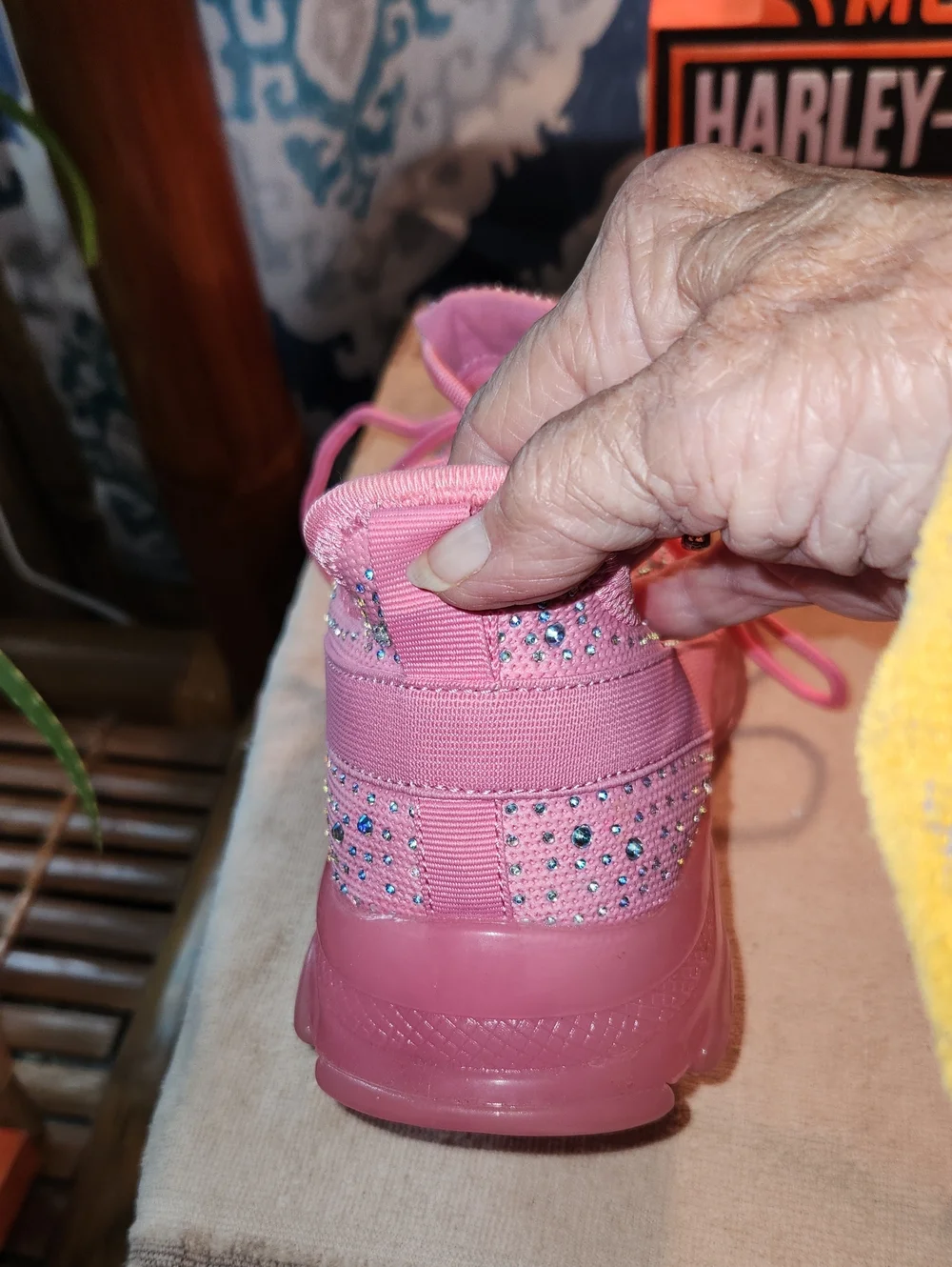 Belos Memory Foam Twnnis Shoes